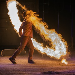 Vuurshow: HOPE - Sprookjes enzo / Pietro Chiarenza
